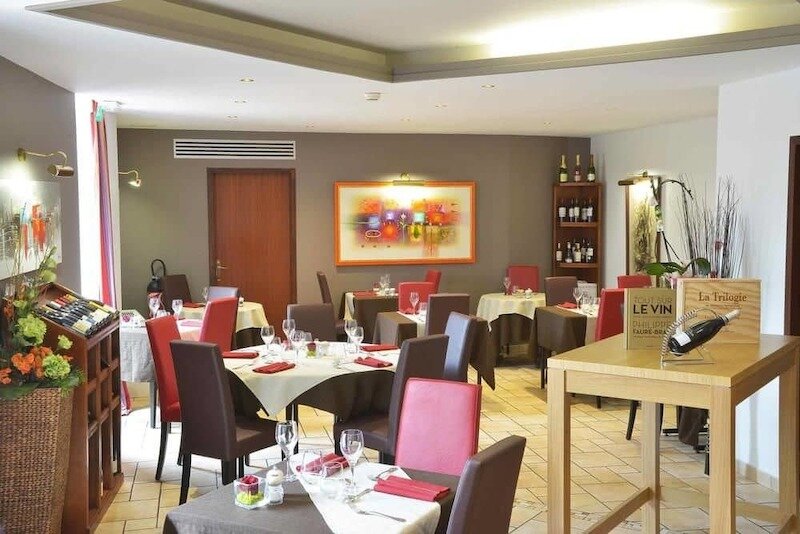 Best Western Hôtel le Pont d'Or 5
