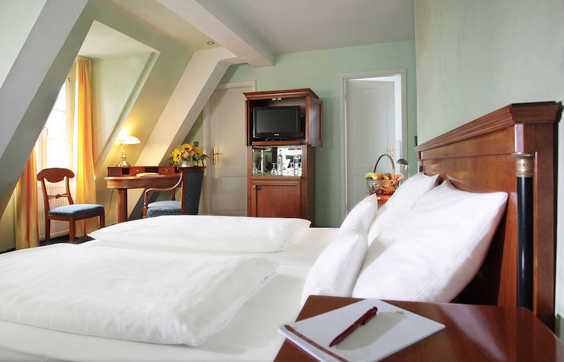 Hotel Schlosshotel Edesheim 2