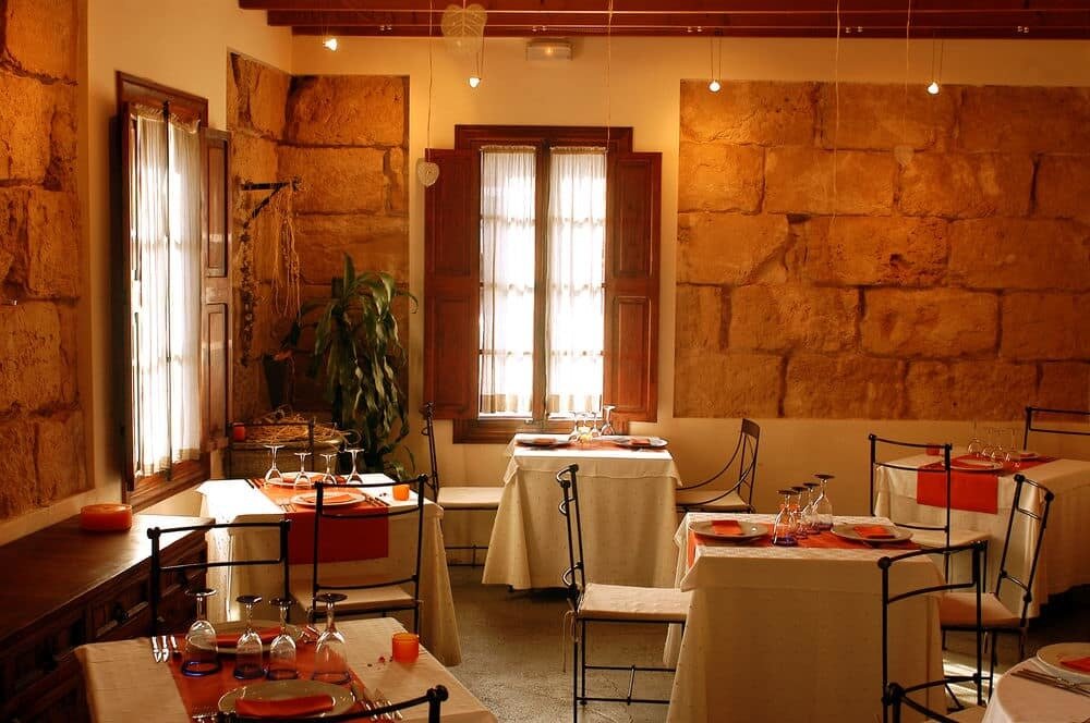 Petit Hotel Sant Salvador Hostatgeria 4