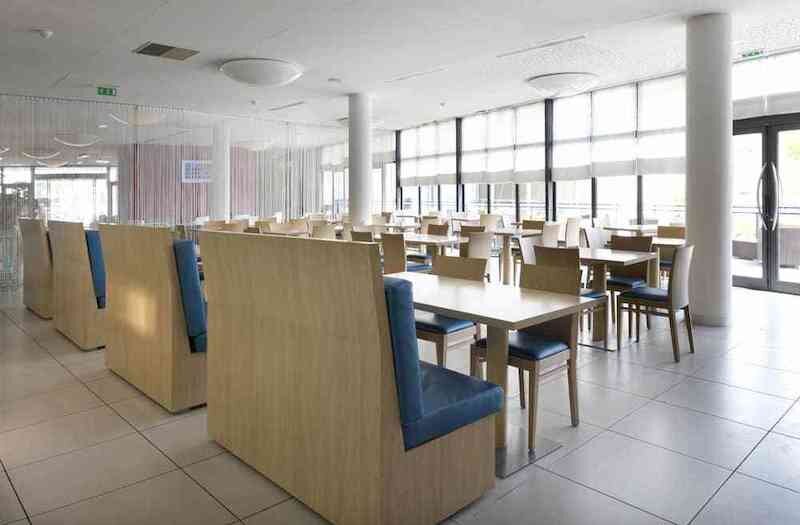 Holiday Inn Express Marseille 5