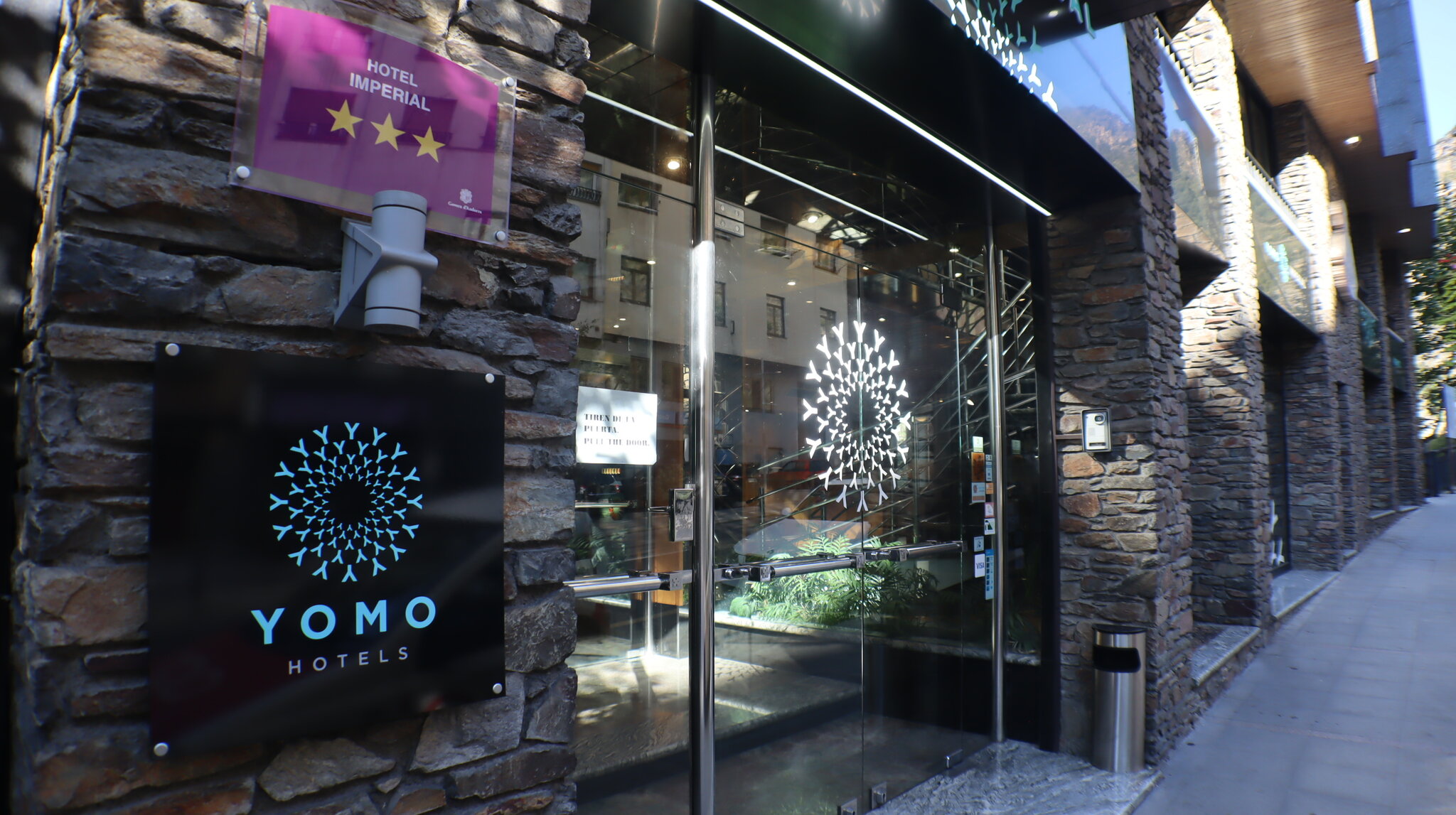Yomo Imperial Hotel 5