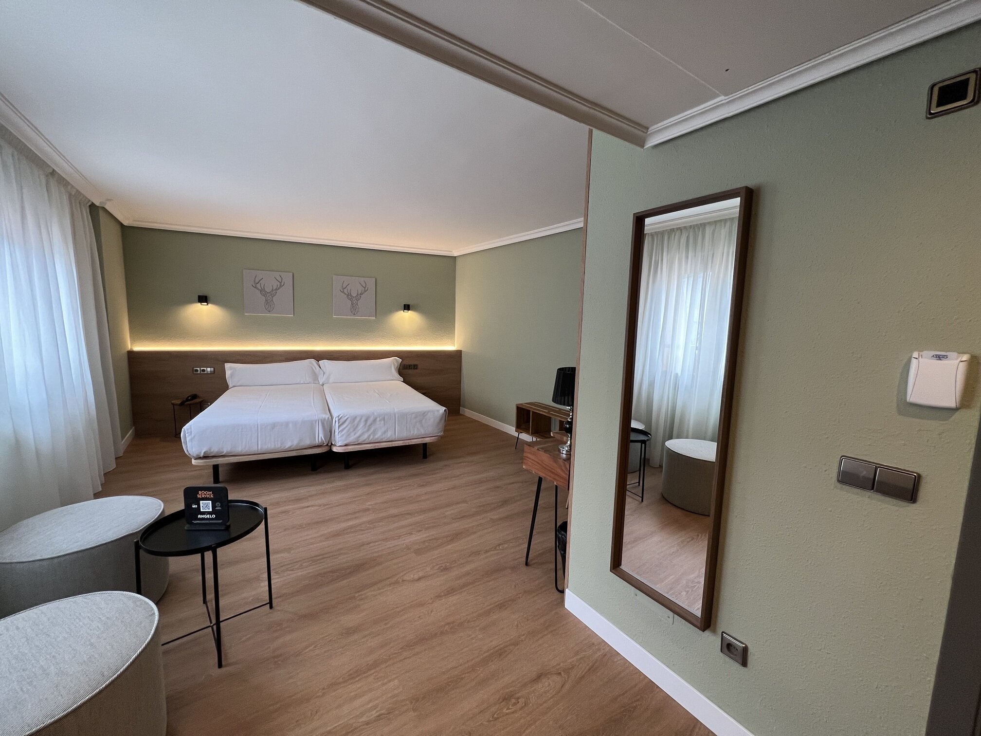 Yomo Imperial Hotel 2