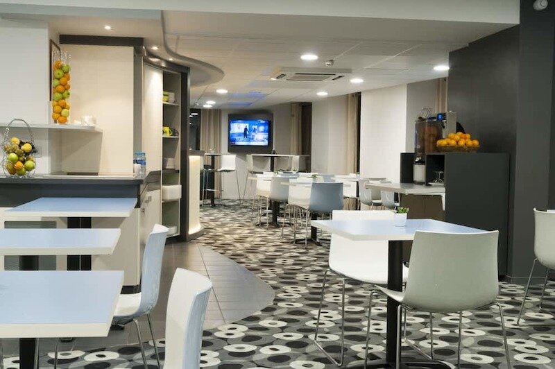 Brit Hôtel Mâcon Centre 5