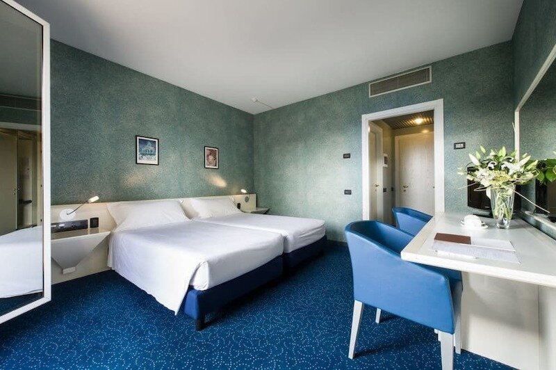 Viest Hotel