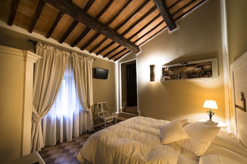 Relais Borgo San Faustino 4