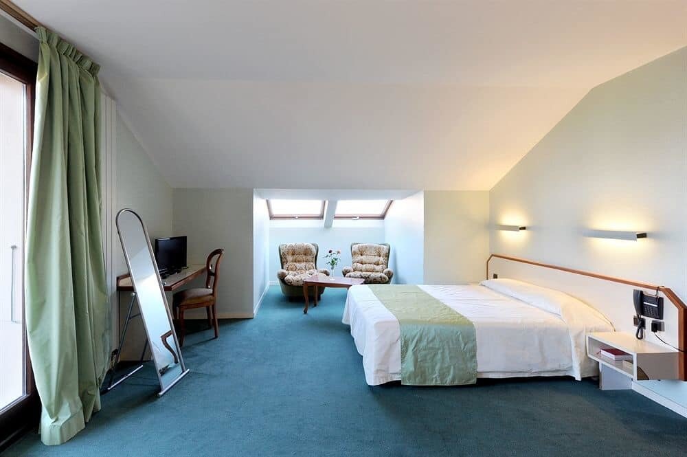 Hôtel le Bourgogne 2