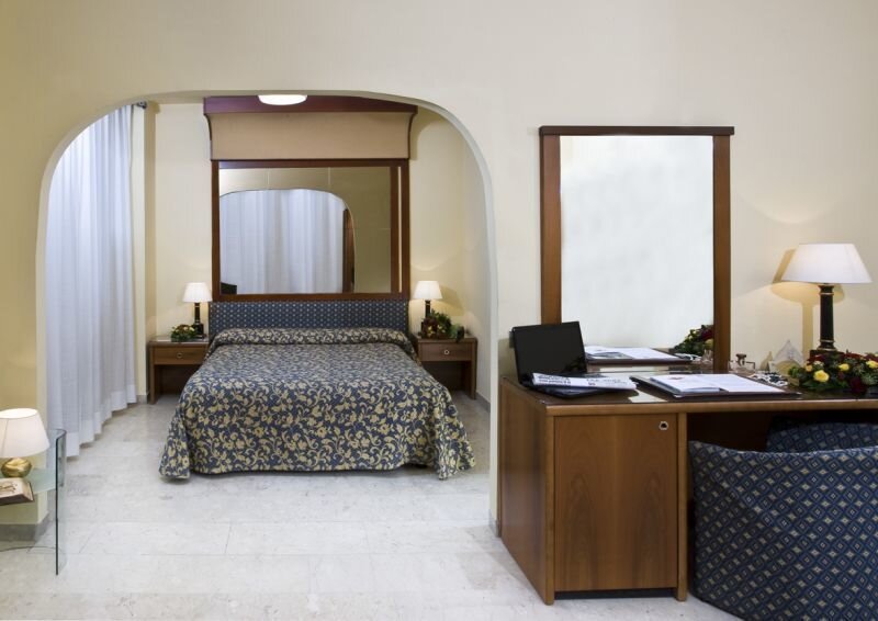 Hotel Savoy 4