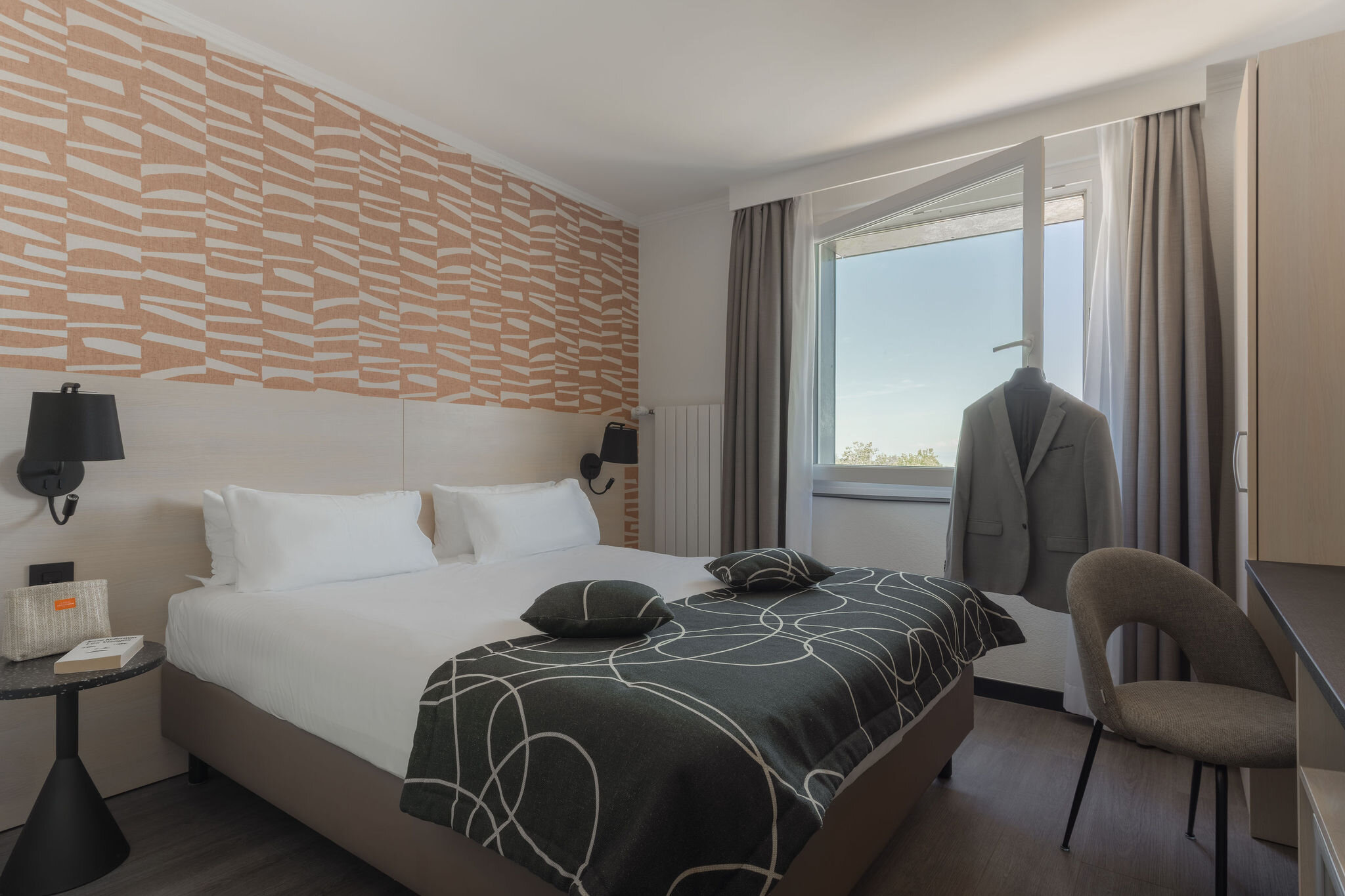 EVERNESS Hotel & ResortS 5