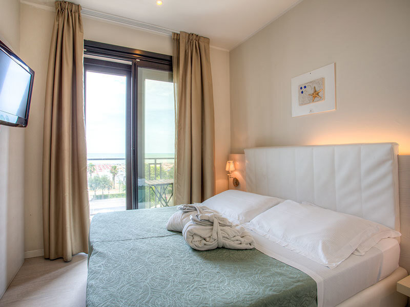 Ferretti Beach Hotel Rimini 2