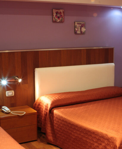Hotel Tonic 4