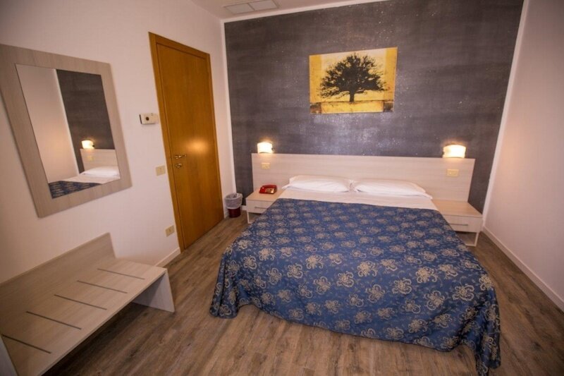 Hotel RossiS 2