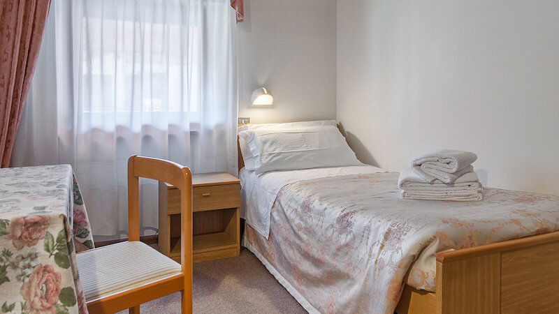 Family Hotel la Perla 5