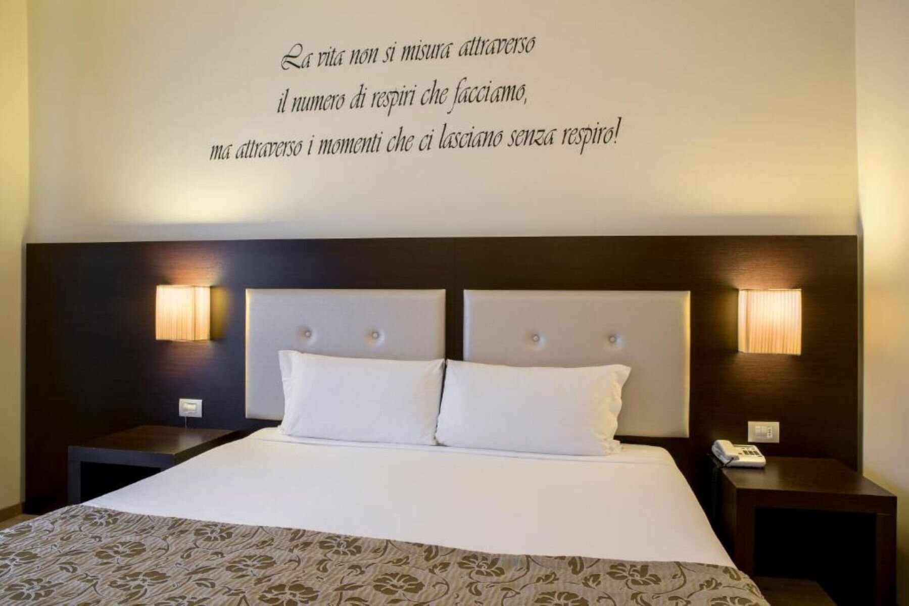 Hotel Executive 3