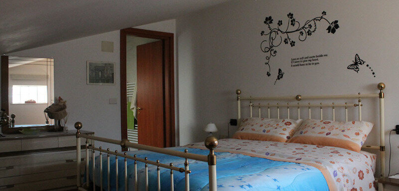 B&B Mariposa 4