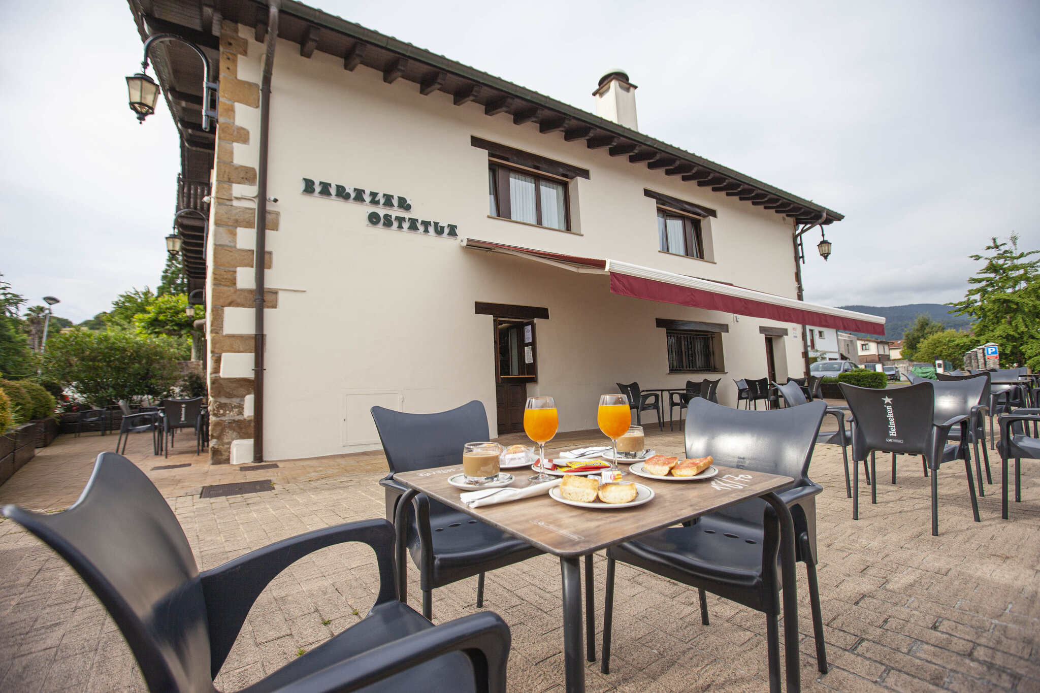 Barazar 4