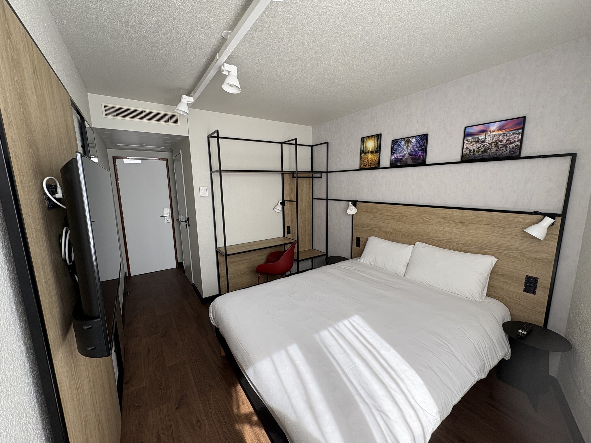 Ibis Chartres Ouest Lucé 2