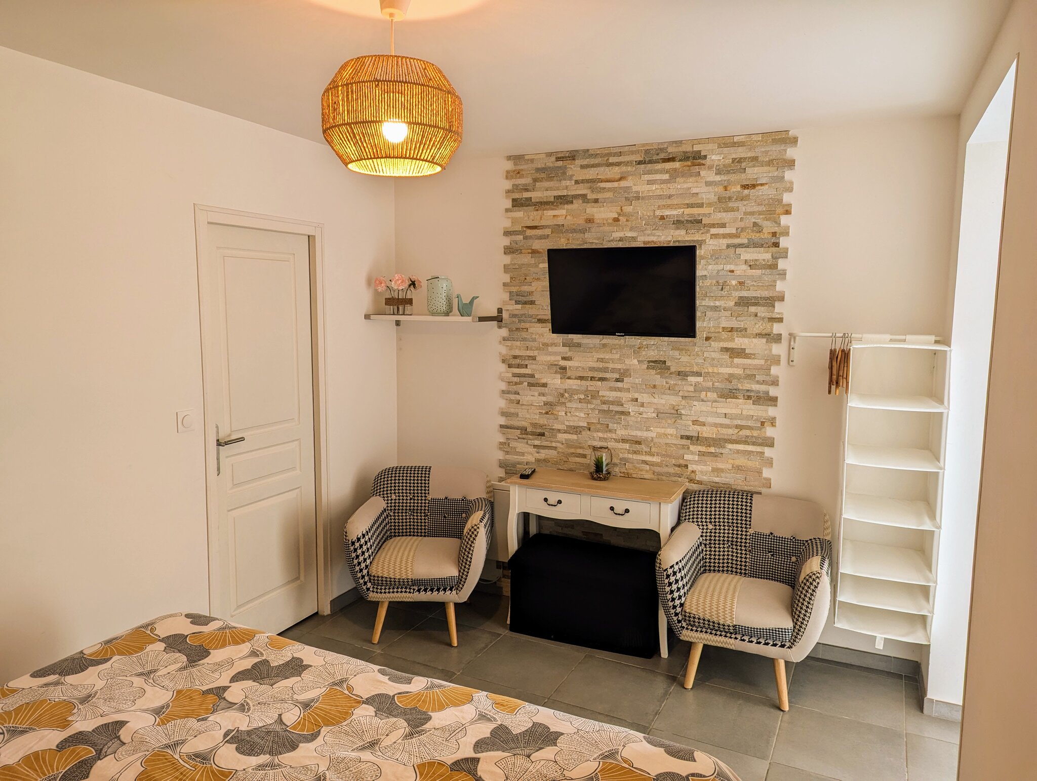 Les Chambres de la Source 2