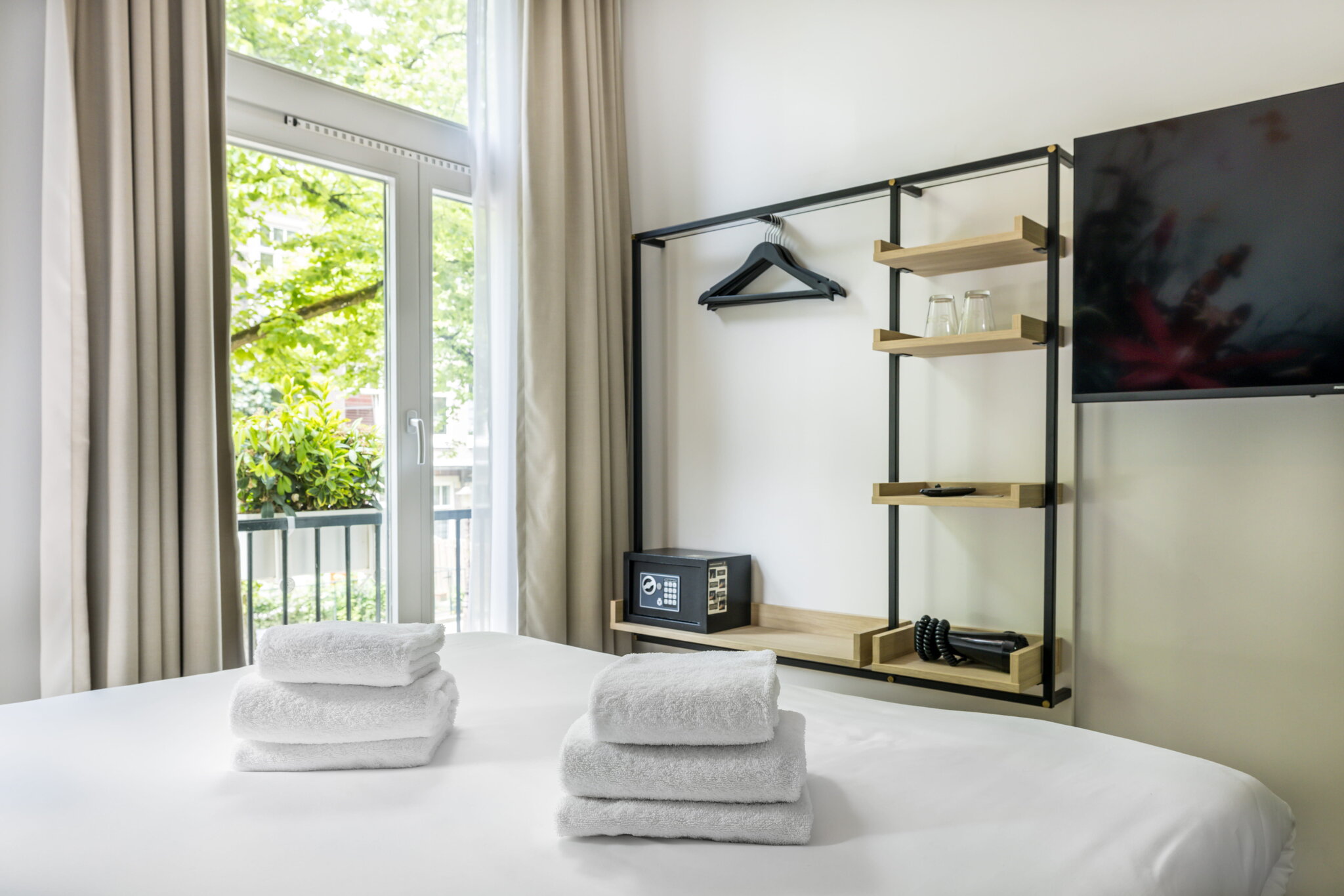 Dutch Design Hotel Vondelpark 4