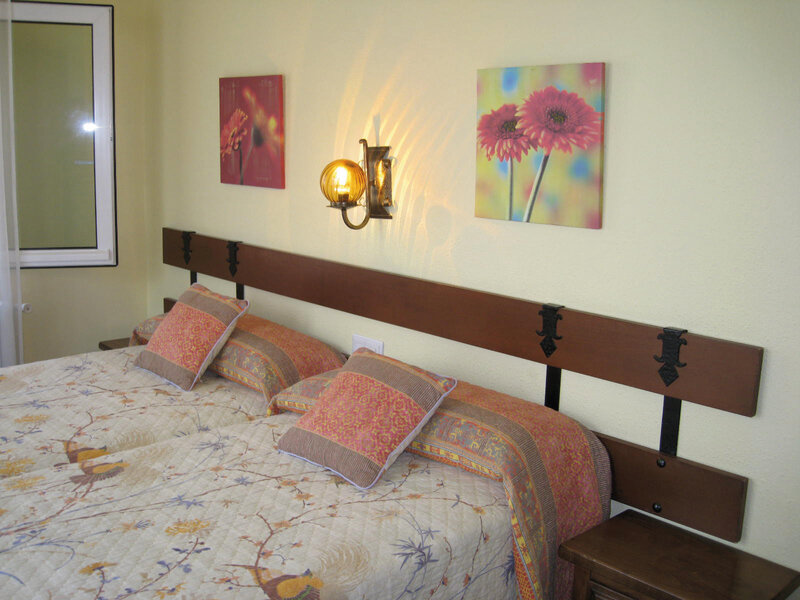 Hostal Canigó 4