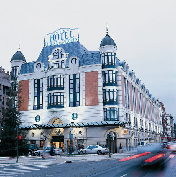 Silken Ciudad de Vitoria 3