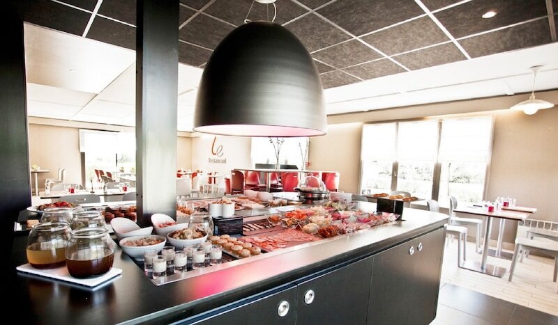 Hôtel Restaurant Campanile Avallon 3