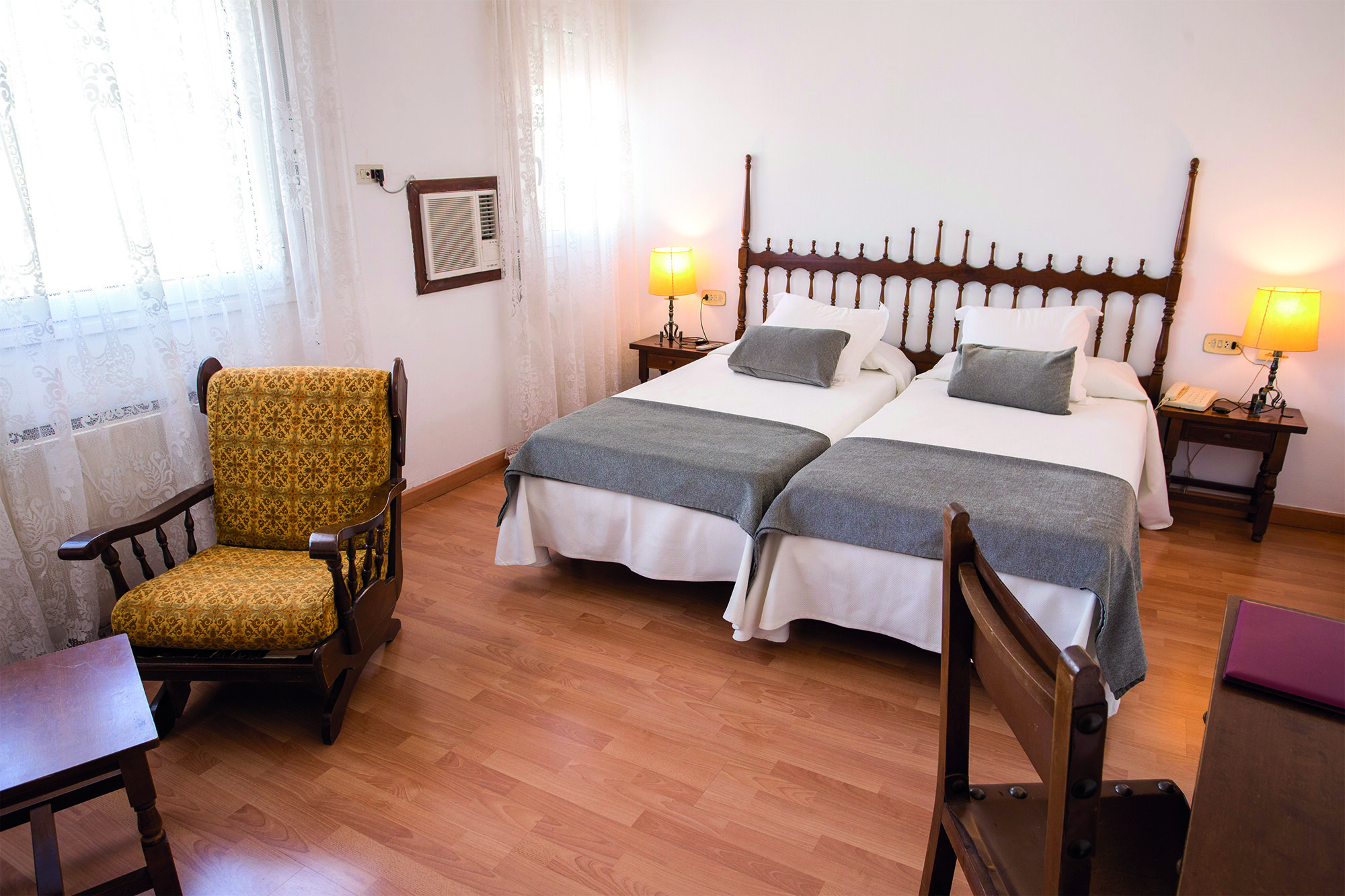Hotel Segle XX 5
