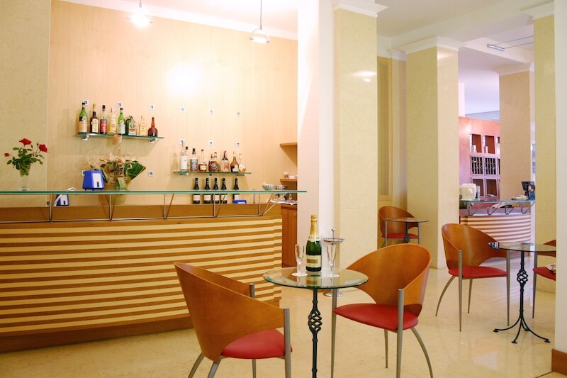 Hotel Alexandra 2