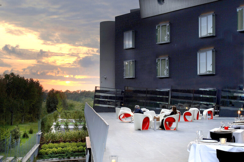 Black Hotel 3