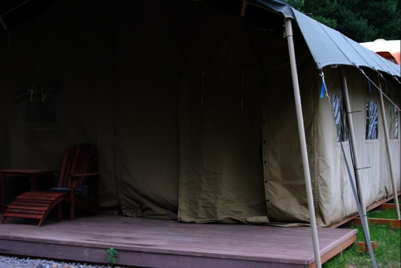 Château-Camping La Grange-Fort 2