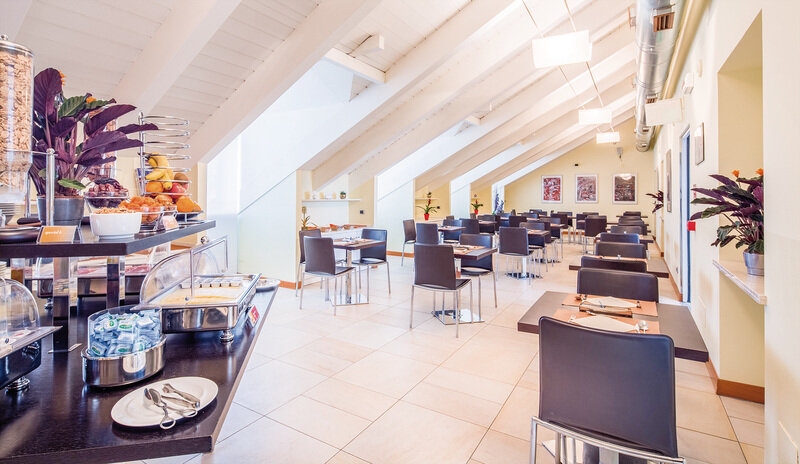 Best Western Crystal Palace Hotel 2