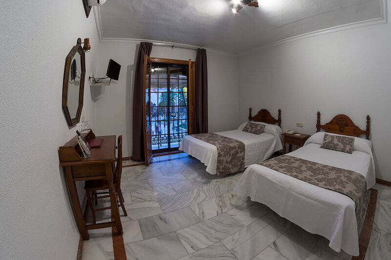 Hotel La Pinta 3
