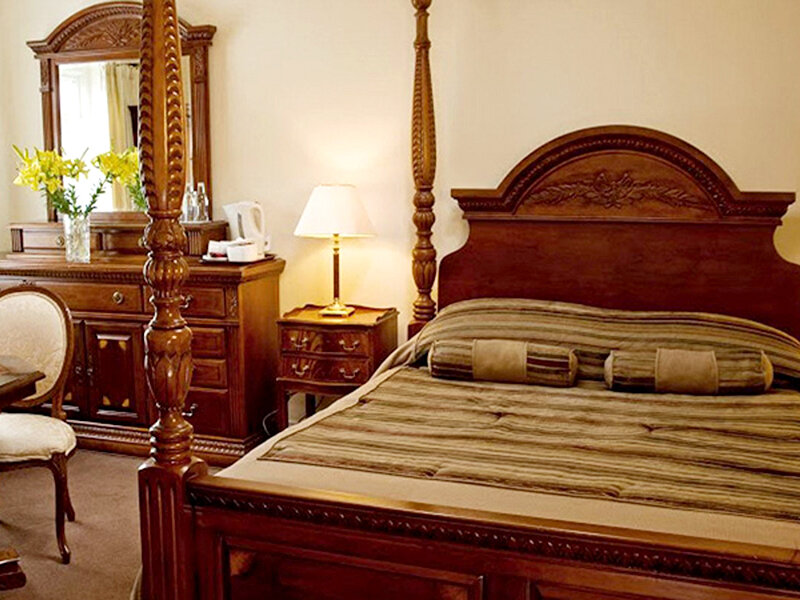 Mills Inn 2