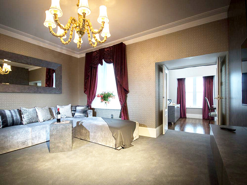 Oriel House Hotel 3