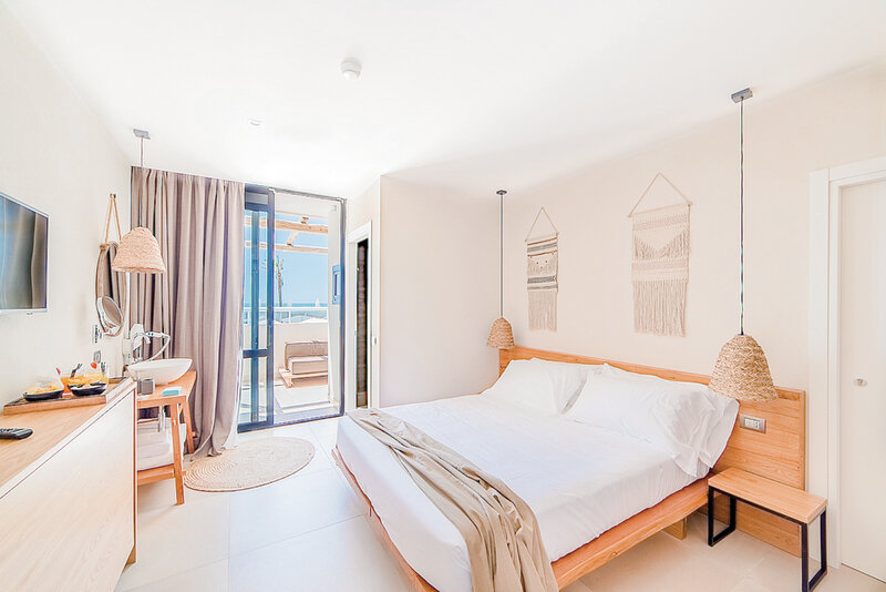 Cumeja Beach Club & Hotel 2