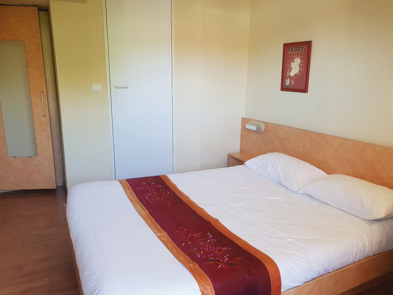 Logis Hôtel Cruzel 2