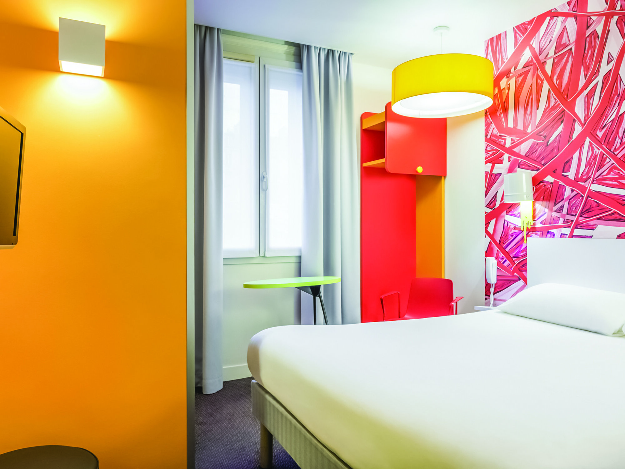 Ibis styles Paris la Défense Courbevoie 2