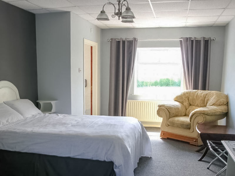 5 Corners Guest Inn 3