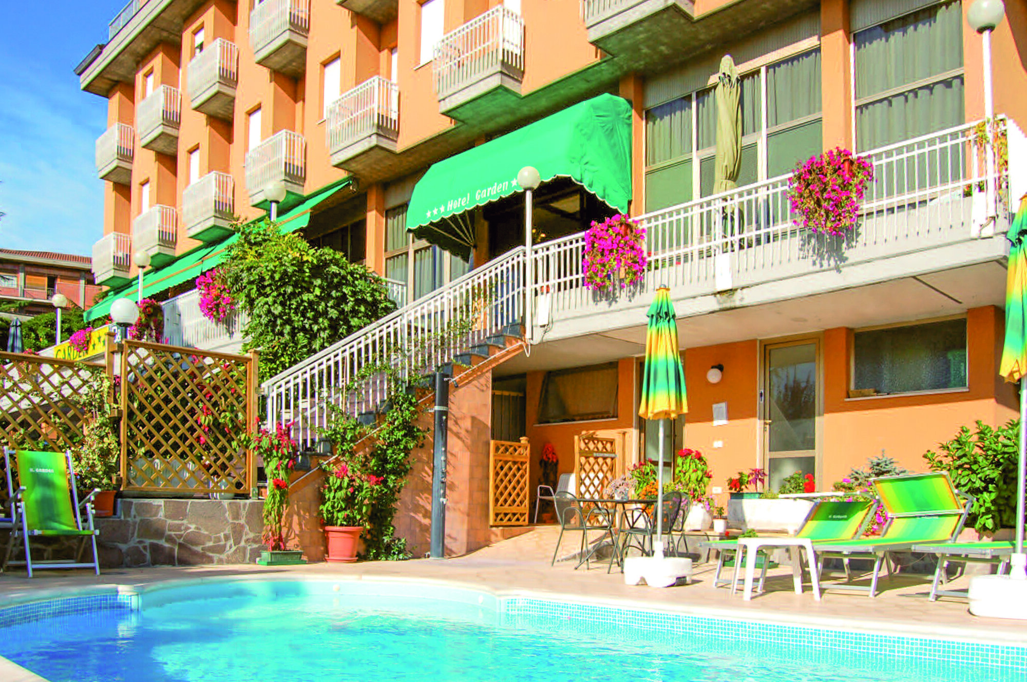 Hotel Garden 5