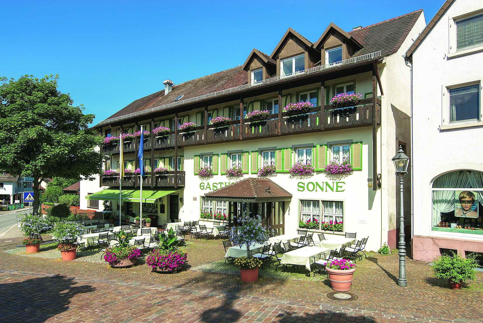 Hotel & Restaurant Sonne 4