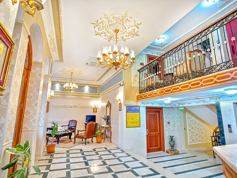 Amber Hotel 3