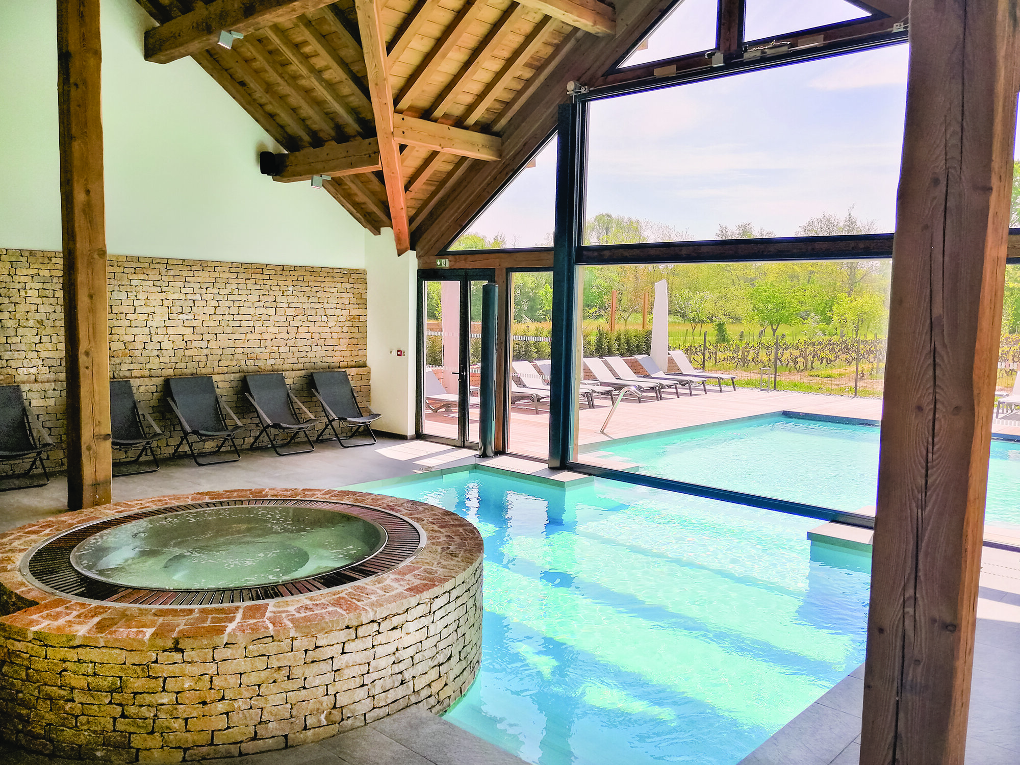 Hôtel les Maritonnes Parc & Vignoble 3