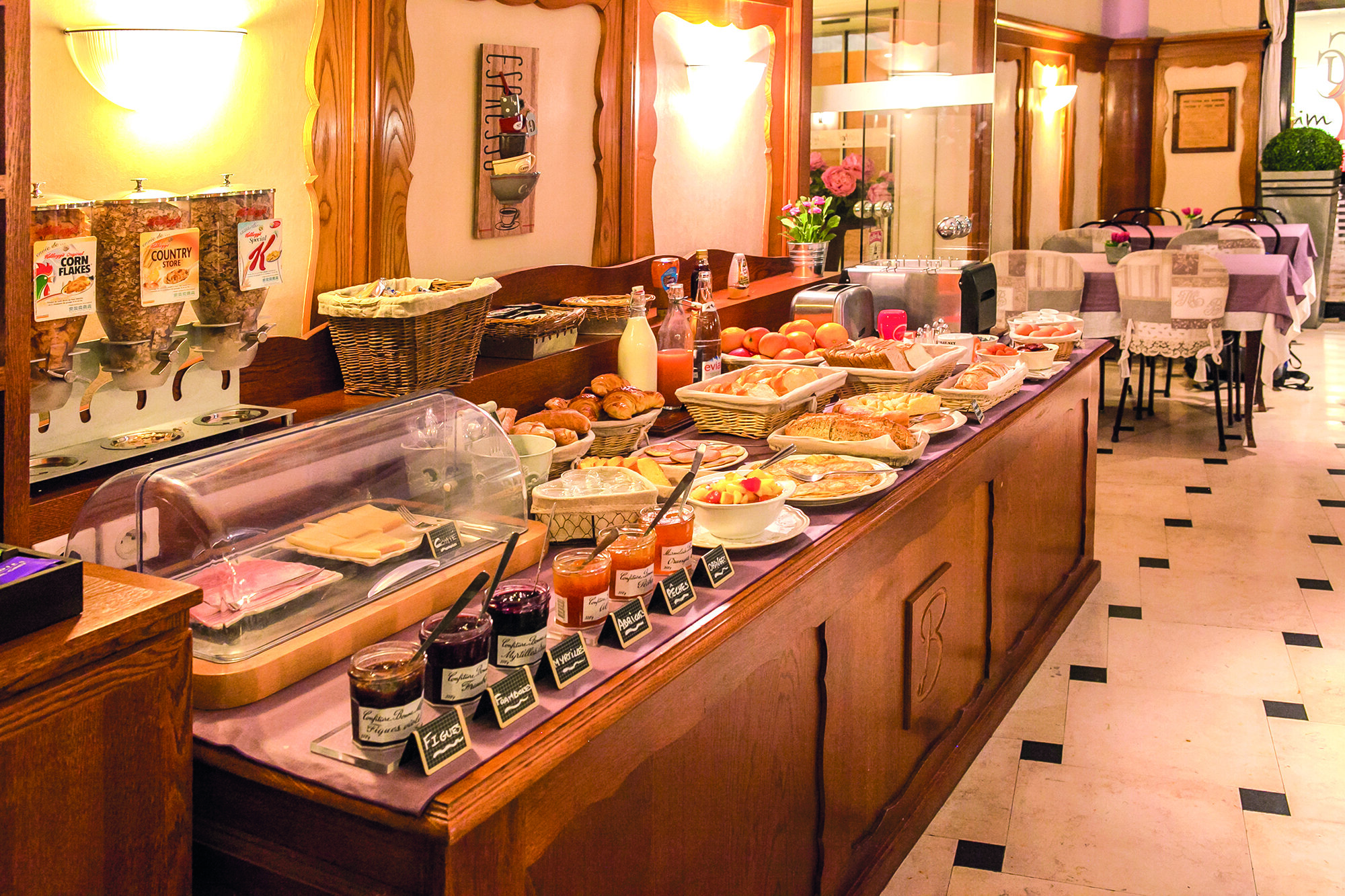 Brit Hotel Le Bristol 3
