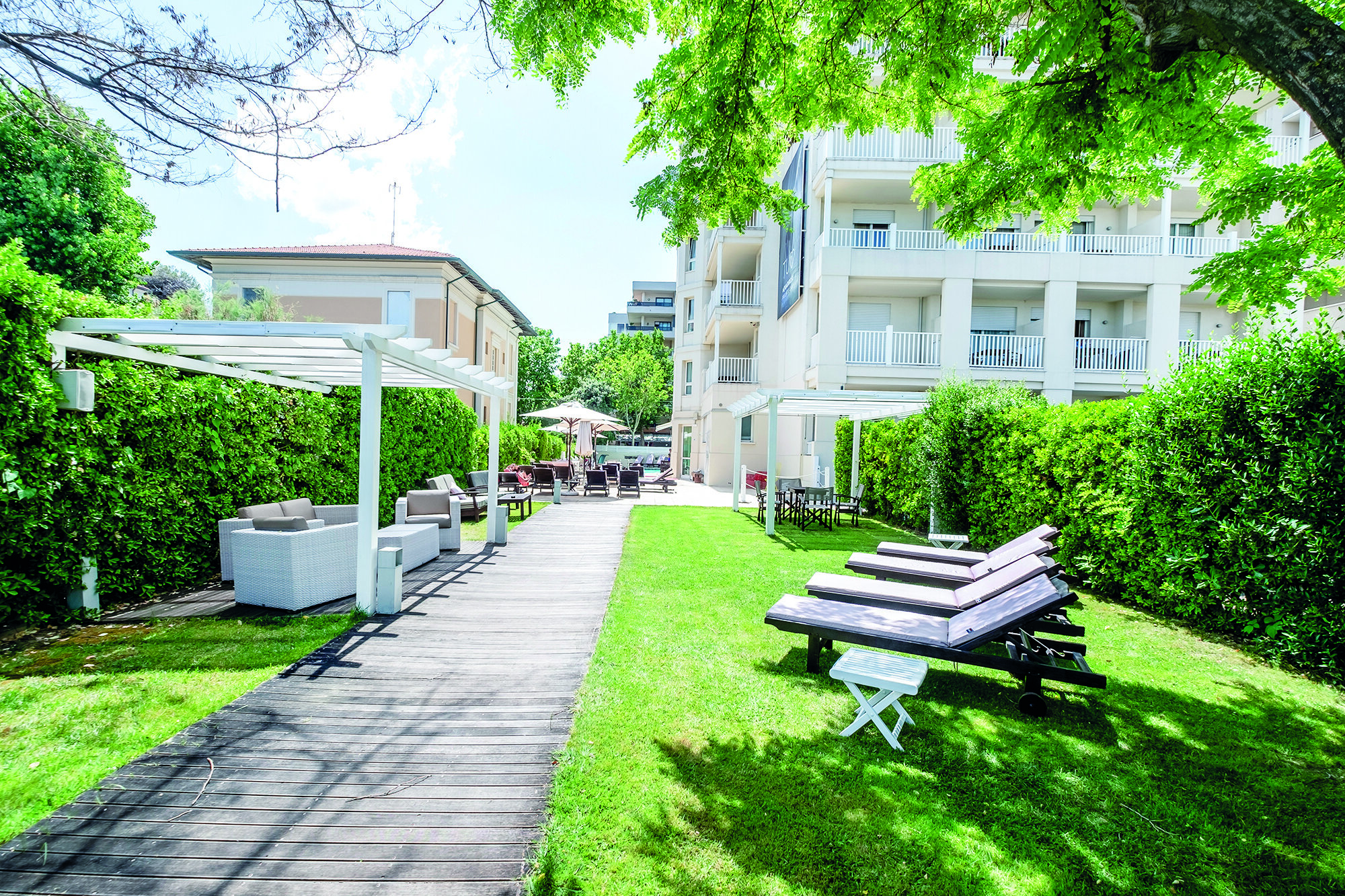 Le Rose Suite Hotel