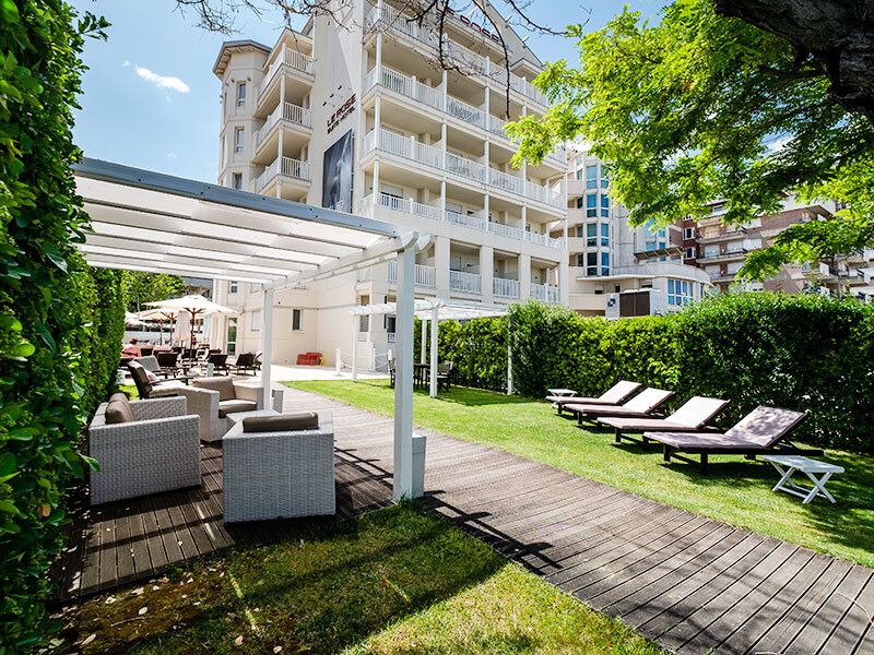 Le Rose Suite Hotel 2