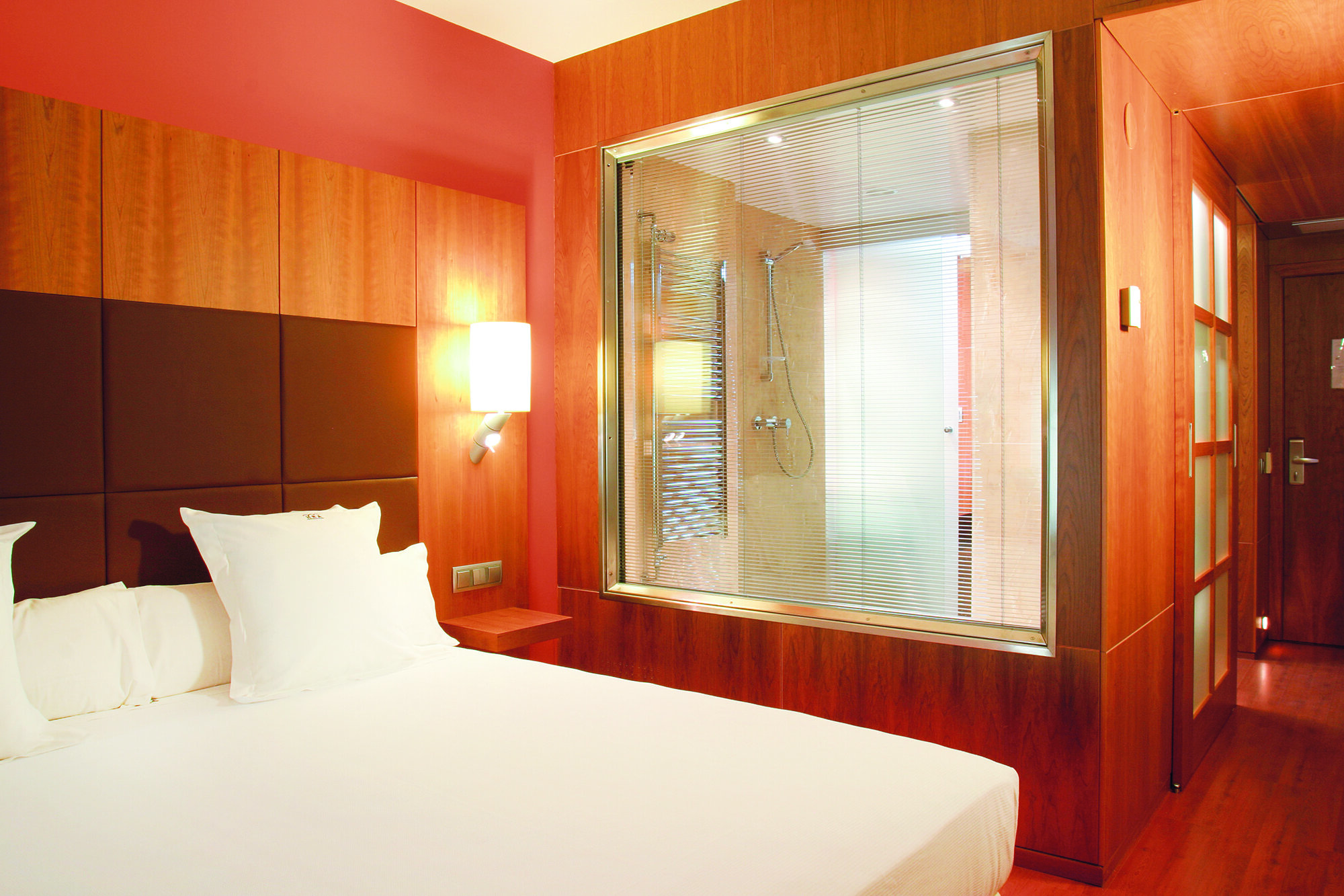 Num Hotel 4