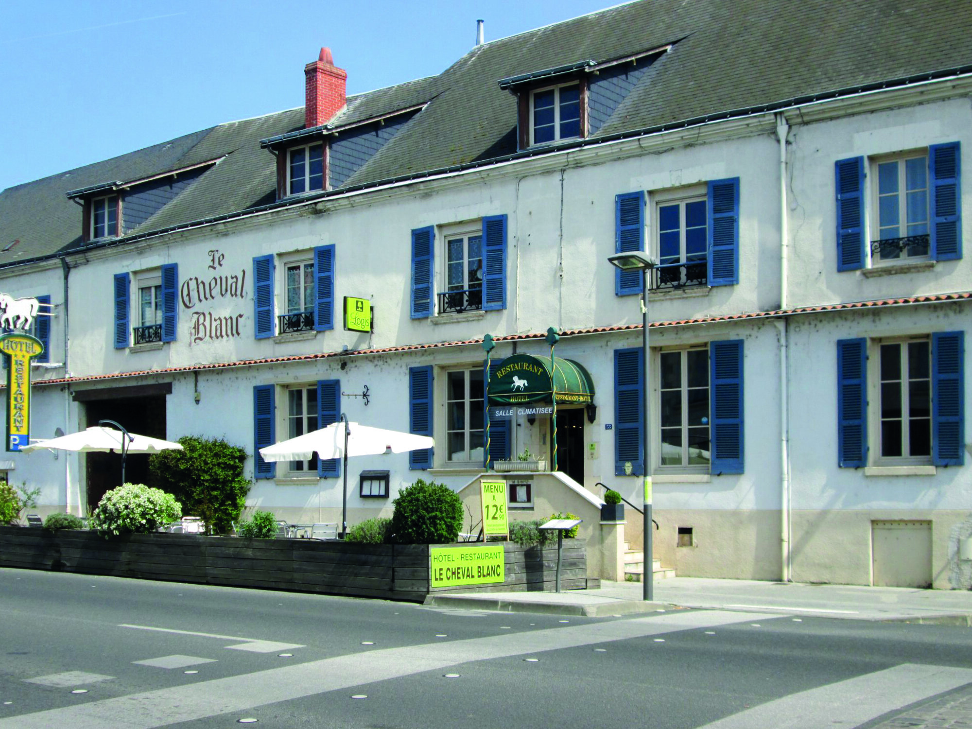 Hôtel du Cheval Blanc 3