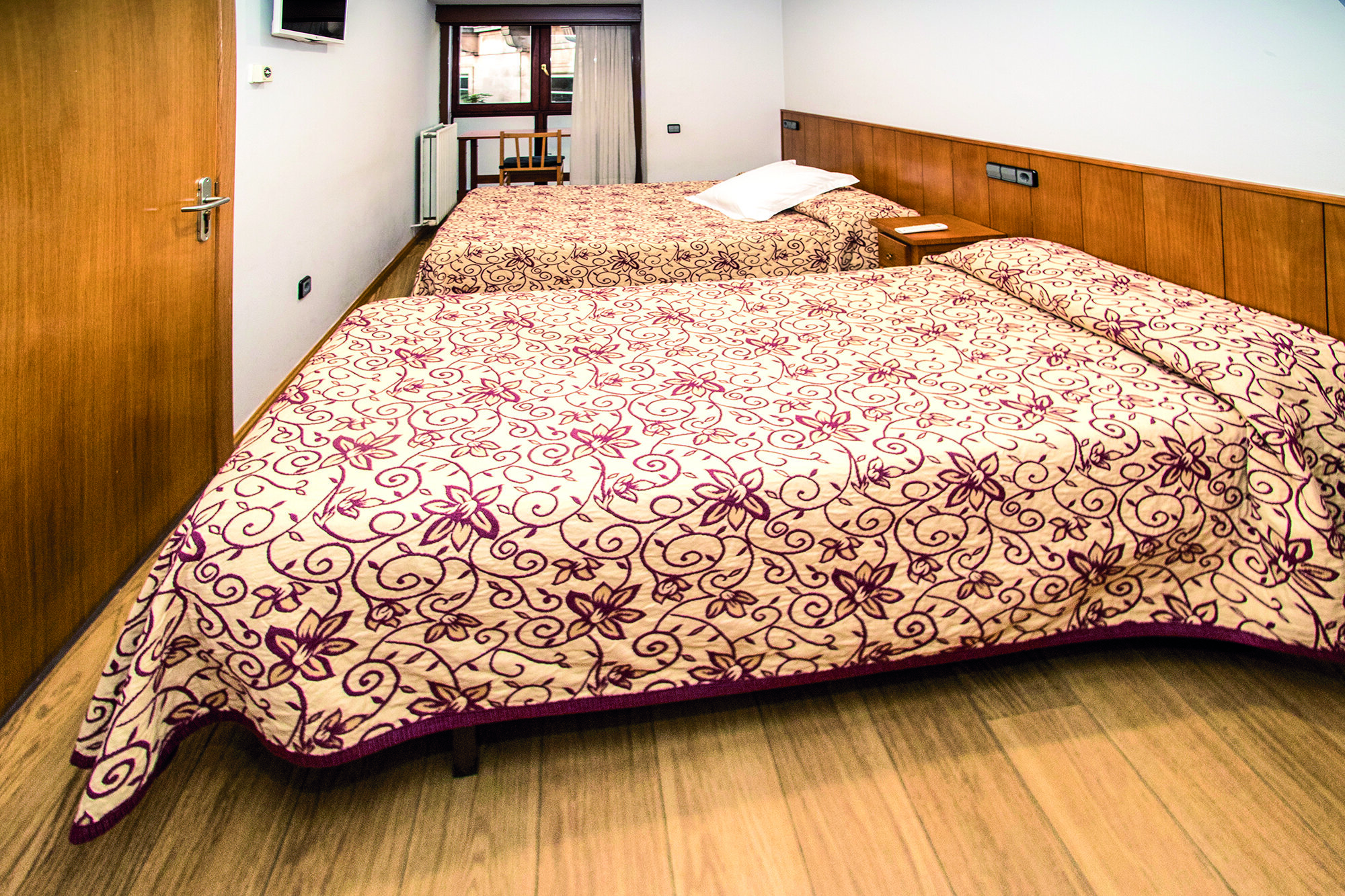 Hostal Caballeros 2