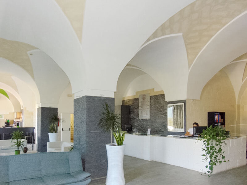 Oasis Park Hotel 2