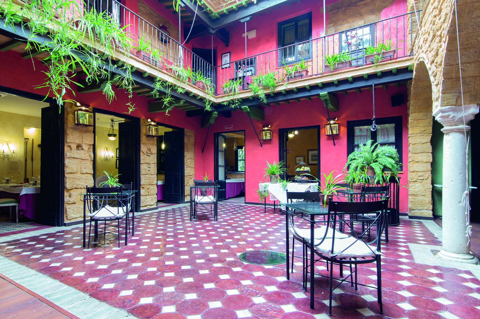 La Casona del Calderón Gastronomic & Boutique Hotel 3