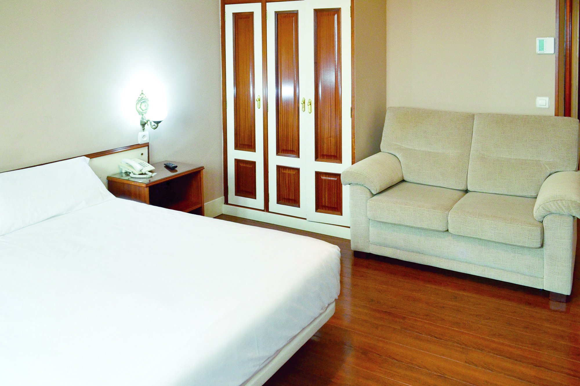 Hotel Alda Avenida 5